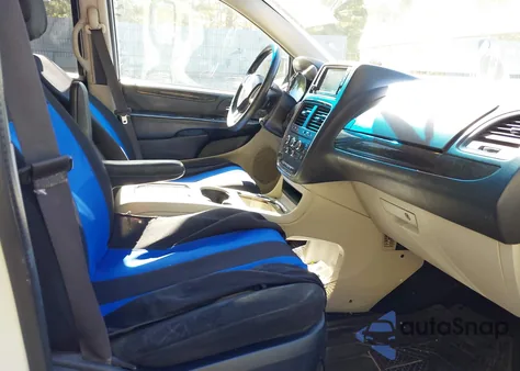 2016 Dodge Grand Caravan Sxt из США, поврежденный, VIN 2C4RDGCG5GR311047